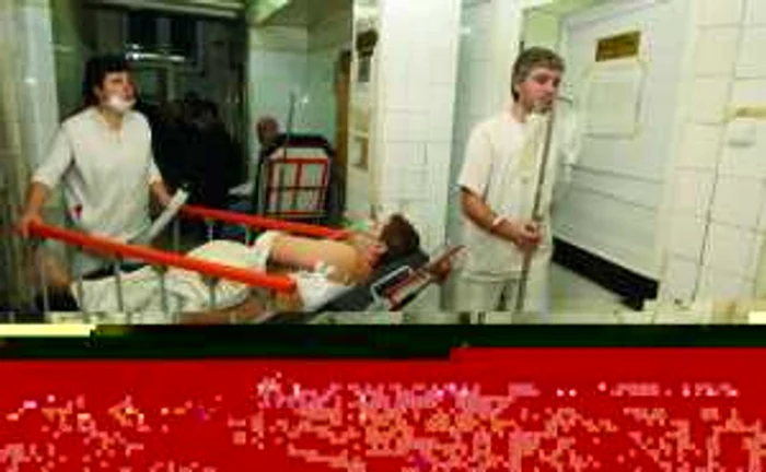 Cei doi bătăuşi au ajuns la spital