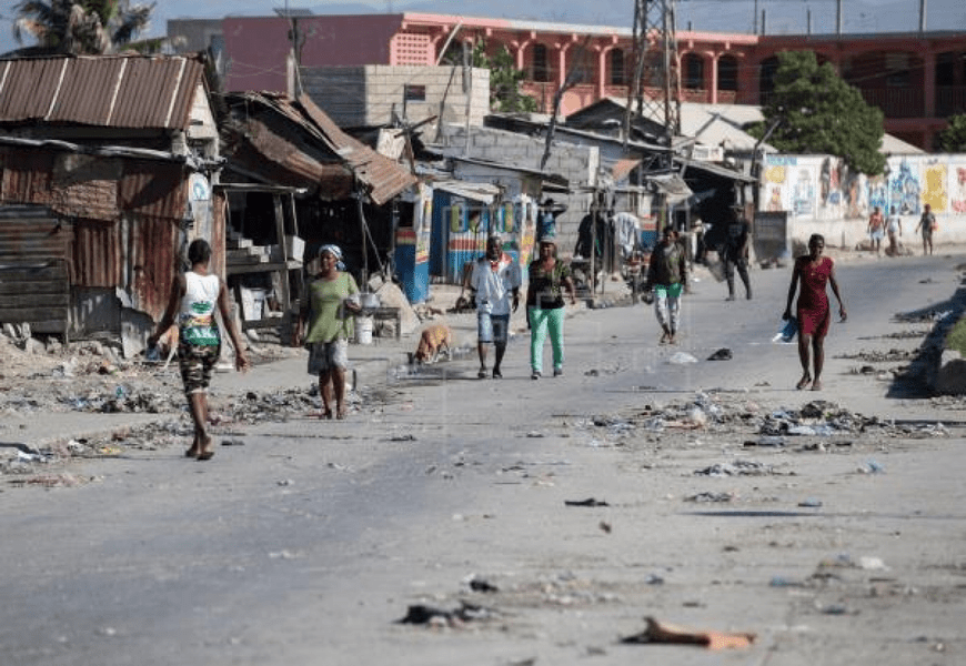 Peste 1.400 de persoane au fost ucise și mai mult de 1.000 răpite de bandele din Haiti  