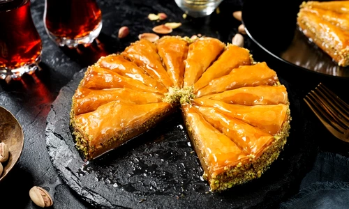 Baclava cu nuca  Sursa foto shutterstock 2118779735 jpg