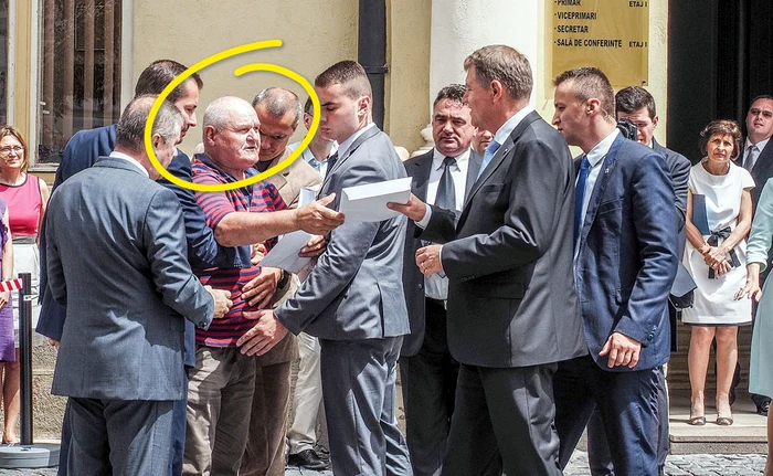 
    2001. Nu s-a lăsat până nu a  dat faţă în faţă cu Ion  Iliescu ca să-şi spună oful  