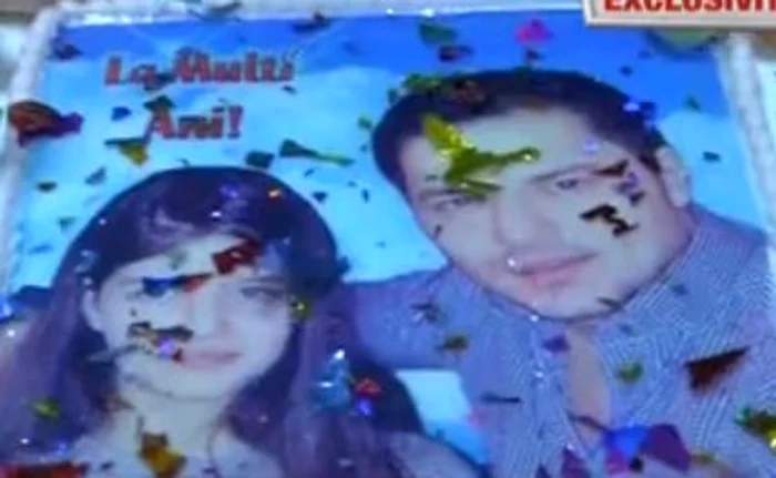 Tortul a fost făcut cu poza Carminei, alături de tatăl ei pe care îl iubeşte foarte mult (captură: Kanal D)