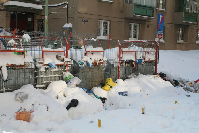 Gunoiul menajer nu a mai fost ridicat de trei zile