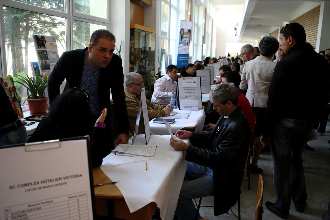 Şomerii din Prahova îşi pot găsi job prin Agenţia pentru Ocuparea Forţei de Muncă (Foto arhiva Adevărul)