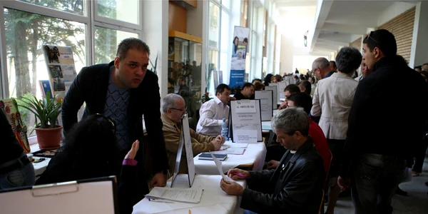 Şomerii din Prahova îşi pot găsi job prin Agenţia pentru Ocuparea Forţei de Muncă (Foto arhiva Adevărul)