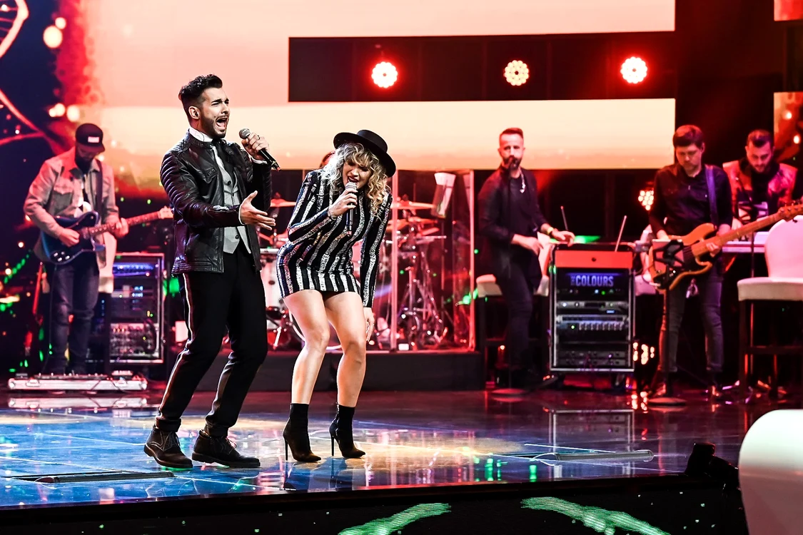 Andrei Duțu si Lora, în finala X Factor. Foto: Antena 1