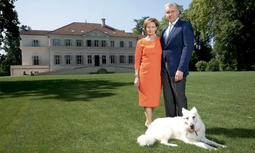 Majestatea Sa Margareta și Principele Radu la Săvârșin cu Alma, 2024   Baptiste Giroudon, Paris Match jpg