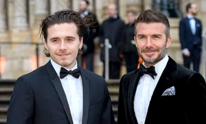 brooklyn beckham premiere david 2 920x518 jpeg