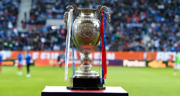 Duelul va avea loc miercuri, 29 octombrie, de la ora 21:00.