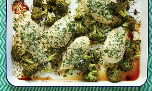 pui cu broccoli si parmezan jpeg