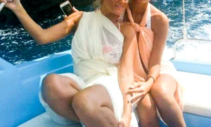 Raluca, în vacanță, alături de sora ei, Denisa jpeg