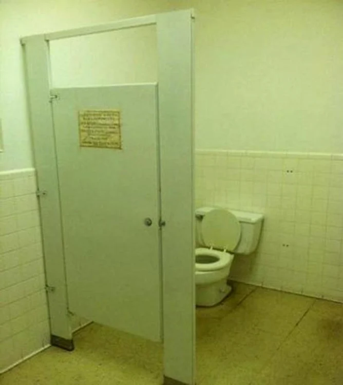 wc-uri ciudate