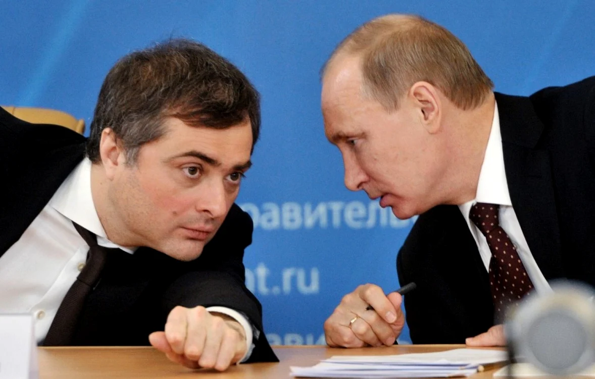 Vladislav Surkov și Vladimir Putin/FOTO: AFP