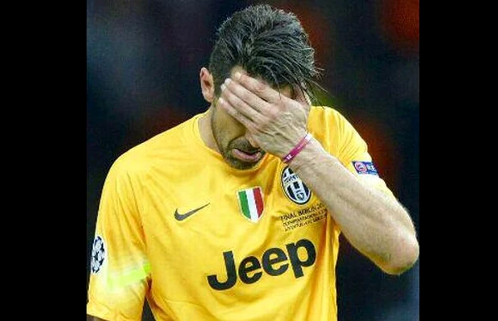Gianluigi Buffon nu a reeditat performanţa din 2006