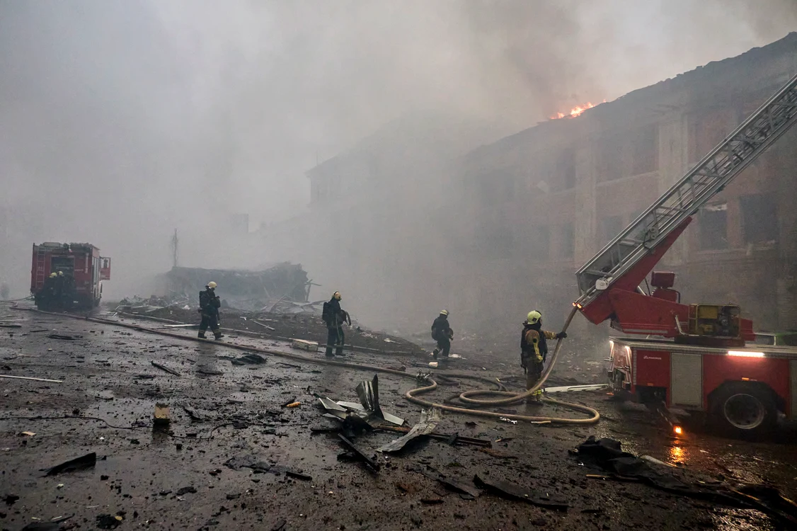 Rusia a întețit atacurile asupra marilor orașe ucrainene FOTO EPA-EFE