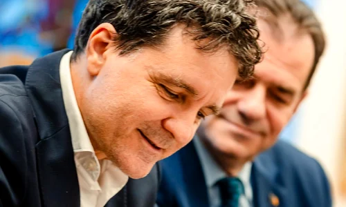 Nicusor dan ludovic orban Foto Facebook Ludovic Orban jpg