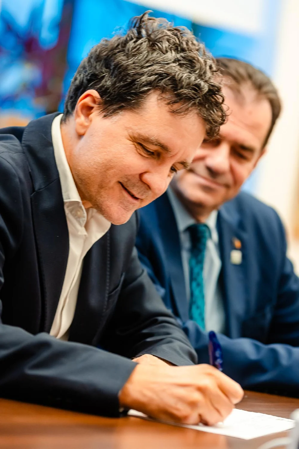 Nicușor Dan și Ludovic Orban, faza pe telenovele. Ce au declarat unul despre altul cei doi politicieni