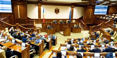 Stare de urgenta FOTO Multimedia parlament md jpeg