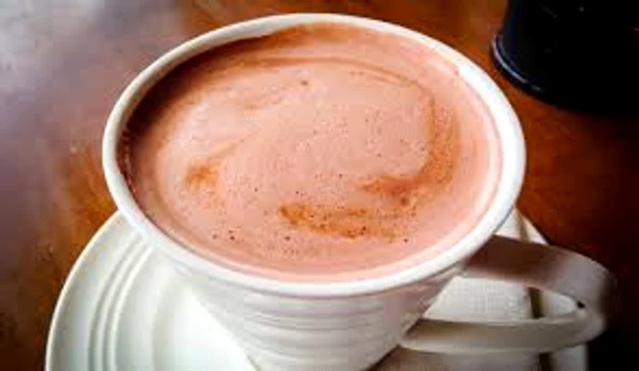 
    Băuturile din cacao și lapte sunt un izvor pentru sănătatea noastrăSursa foto:descoperă.ro  