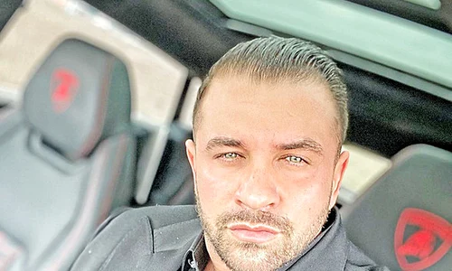 bodi cu camasa png