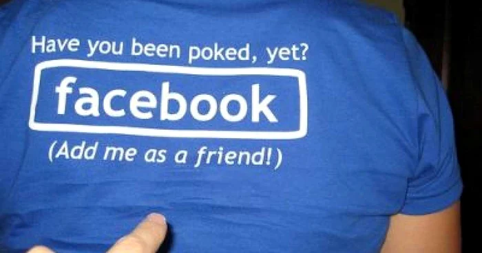 Grupul Facebook „Să-l ucidem pe Berlusconi” a fost închis