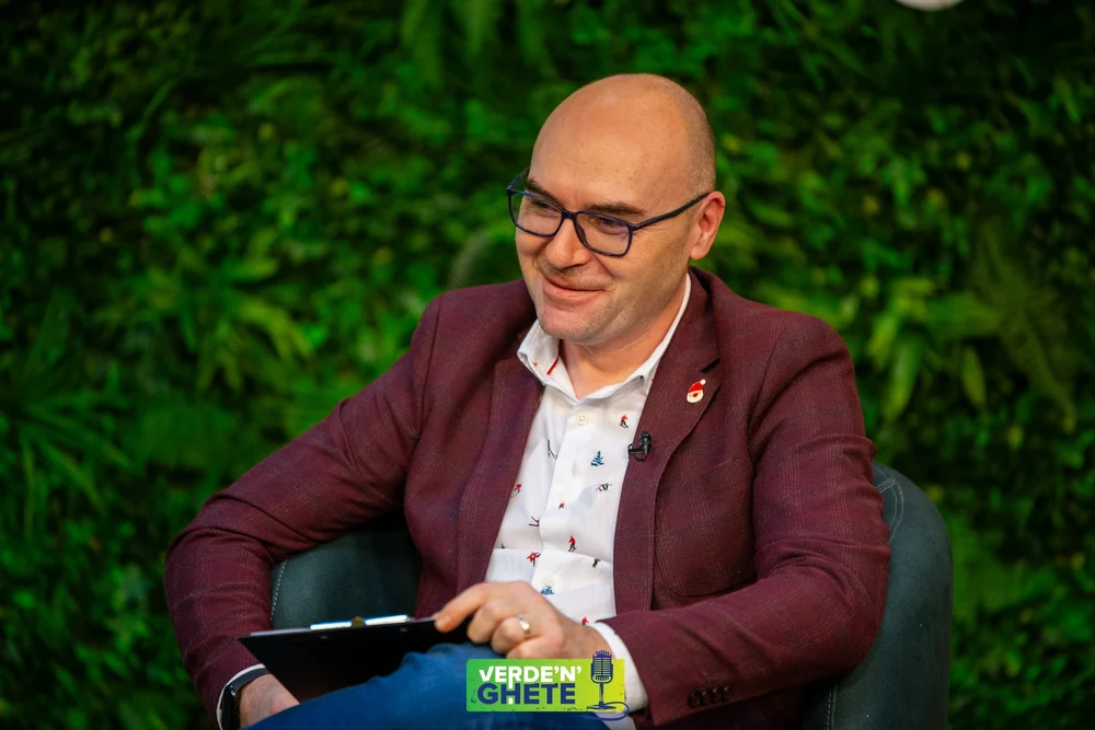 Candidatul PNL-USR la șefia CJ Buzău acuză o campanie de denigrare: „Asta pregăteşte mafia politică locală. Un film generat cu AI, în care sunt denigrat”