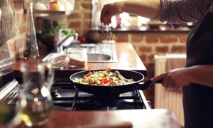 sare gatit tigaie istock jpg