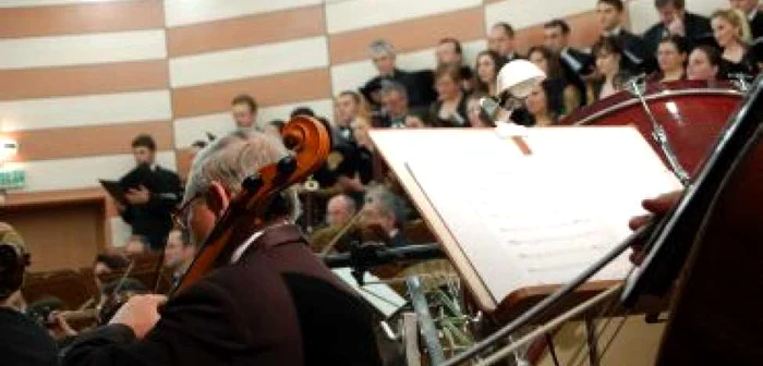 Craiova: Orchestra Filarmonicii Oltenia concertează în Germania