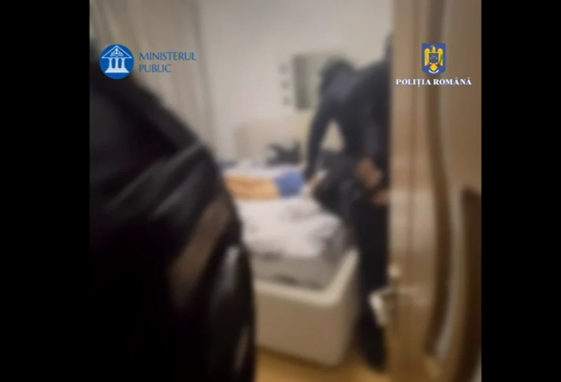 Polițiștii au făcut percheziții în acest caz. FOTO captură video DGPMB
