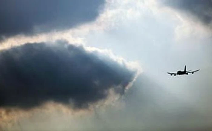 
    Norul vulcanic a paralizat traficul aerian timp de câteva zile  