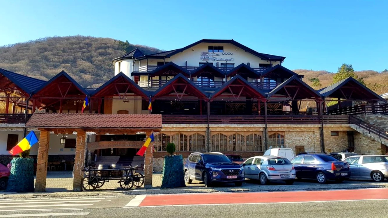 Casa Românească celebru complex hotelier din Călimănești Căciulata în Vâlcea Foto turismcaciulata ro