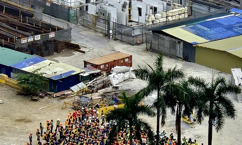 Muncitori straini constructii Filipine  Foto Work from Asia jpeg