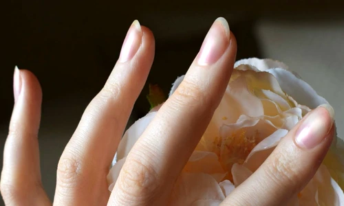 curăţarea unghiilor fără acetornă jpeg