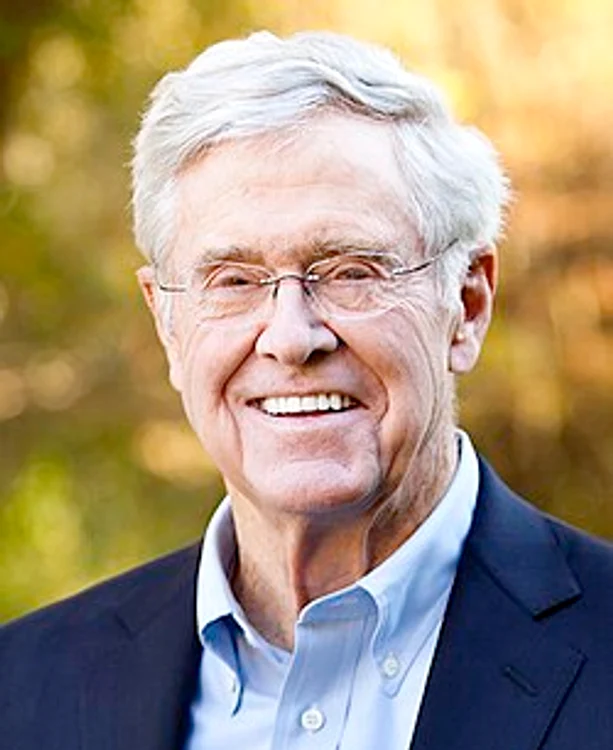 Charles Koch, unul dintre frații care a moștenit firma tatălui său FOTO: X/@MikeMcClur69771