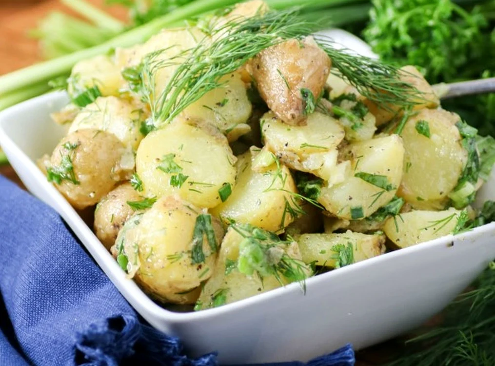 salata de cartofi jpeg