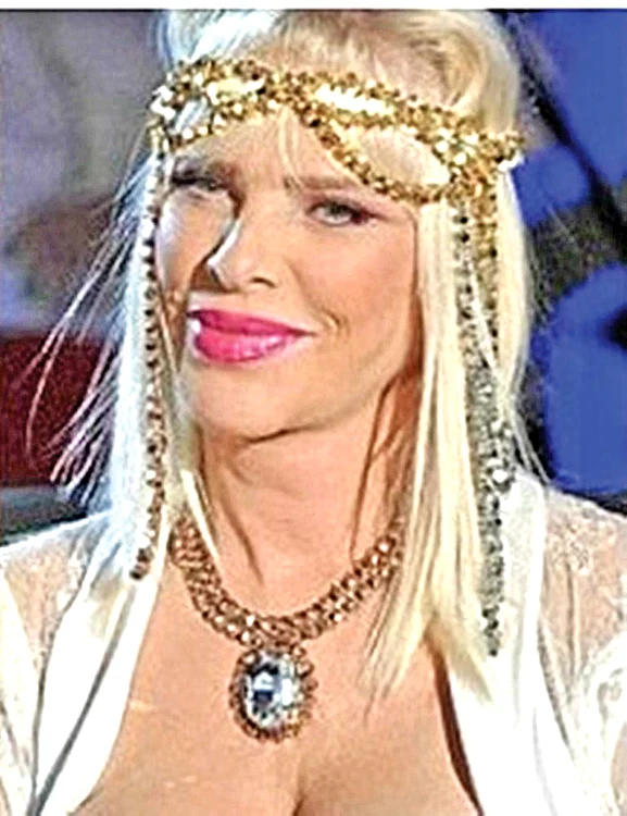 
    Aşa arătă acum  