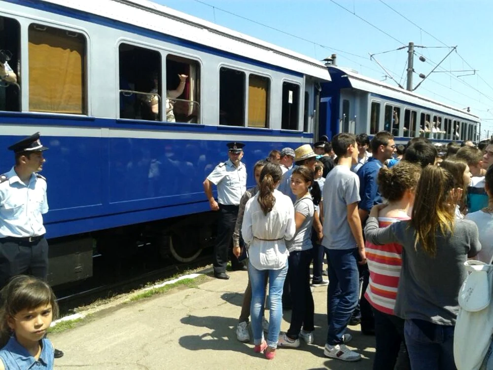 CFR introduce garnituri capabile să circule cu viteze superioare