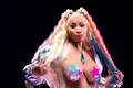 Nicki Minaj, cu sânii la vedere în noul clip jpeg