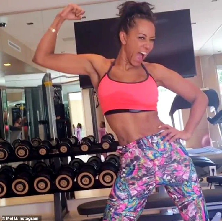 
    Mel B, 43 de ani, şi-a amenajat o sală de forţă la vila ei din Los Angelesfoto Instagram  