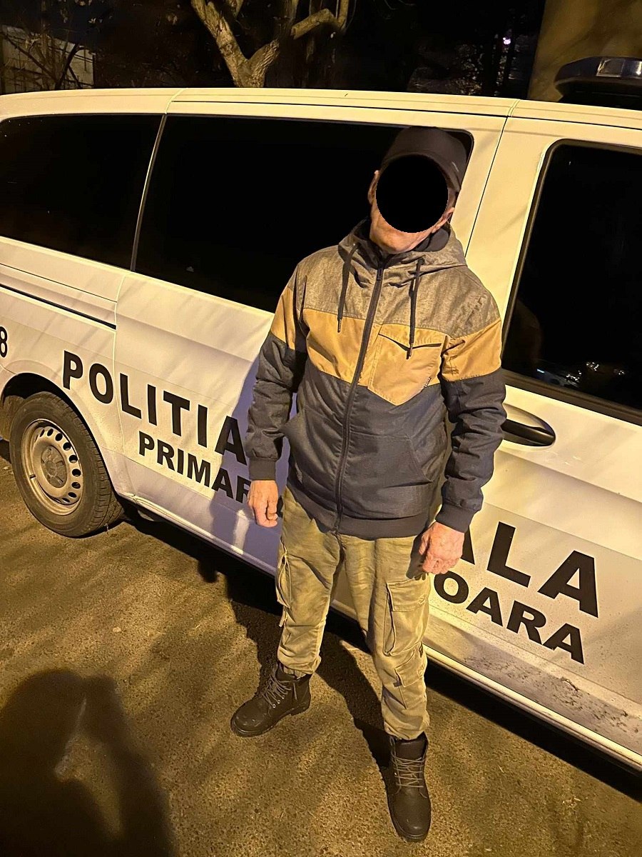 Vânzător la Târgul de Crăciun din Timișoara, amenințat cu cuțitul de un client Vânzător la Târgul de Crăciun din Timișoara, amenințat cu cuțitul de un client
