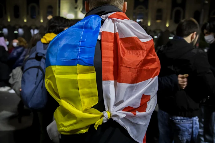 FOTO civil.ge