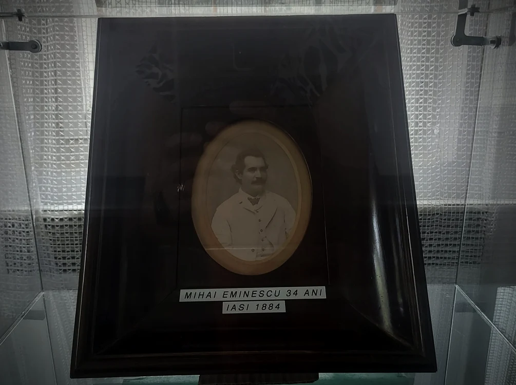 Fotografia a fost realizată când poetul avea 34 de ani FOTO CNM Neamț