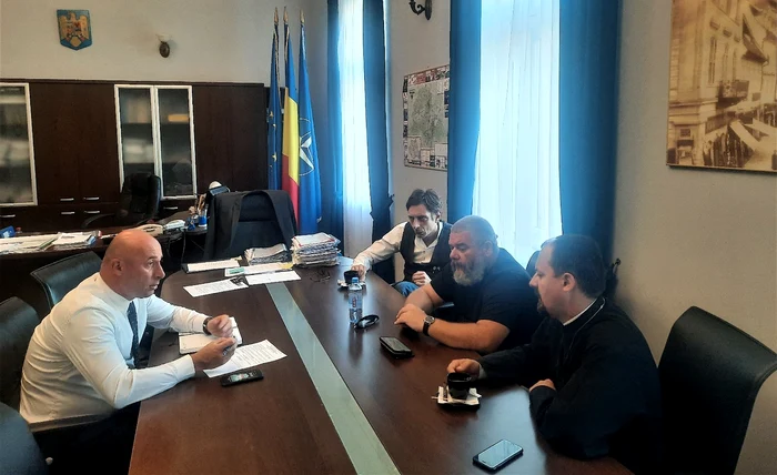 Prefectul și două muzee din Brașov vor să facă o inițiativă legislativă FOTO Prefectura Brașov