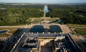 Palatul Versailles aerial jpg