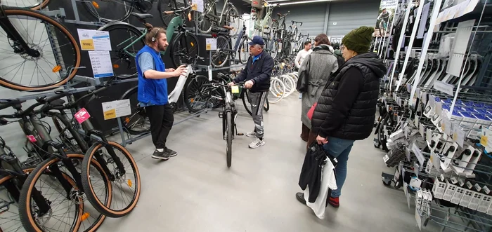 În magazine, după „bicicleta chilipir”