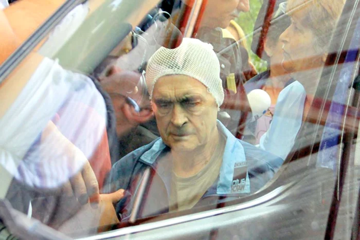 Iurie Darie iese din spital, după o primă intervenţie pe creier
