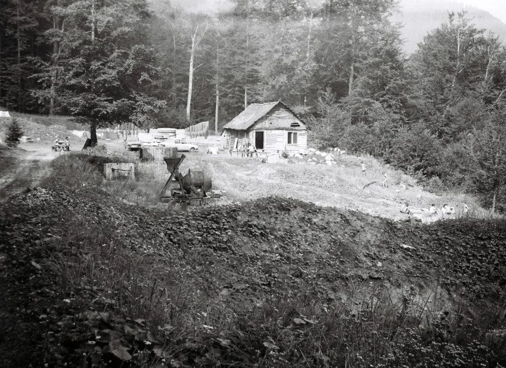 Sarmizegetusa Regia în anii 80 Foto Cornelius Ionescu.