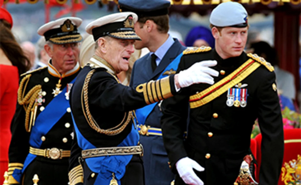 2007. Regina şi Prinţul Philip, alături de copiii lor, prinţii Charles (72 de ani), Anne (70 de ani), Andrew (61 de ani) şi Edward (57 de ani)Foto: EPA-EFE