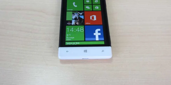 htc windows phone 8s