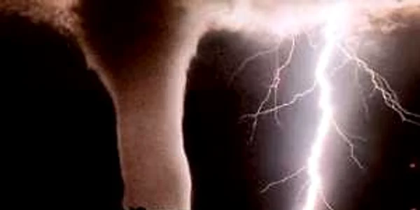 Tornadele nu reprezintă  un fenomen nou în România