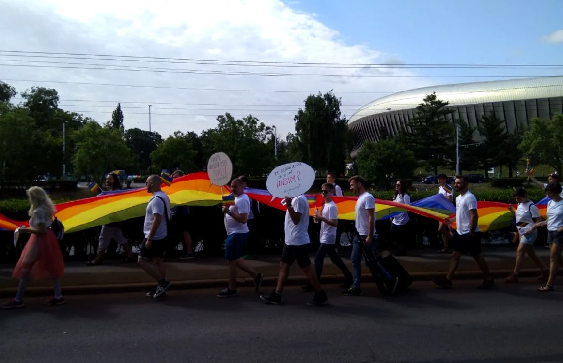 Ultimele marşuri ale comunităţii LGBT au avut loc în apropiere de Cluj Arena. FOTO: Florina Pop